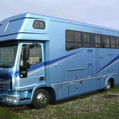 ultimate-horseboxes
